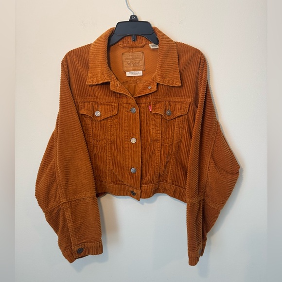 Levi Strauss Signature Jackets & Blazers - Levi's Copper Brown Corduroy Trucker Jacket
Cropped Style